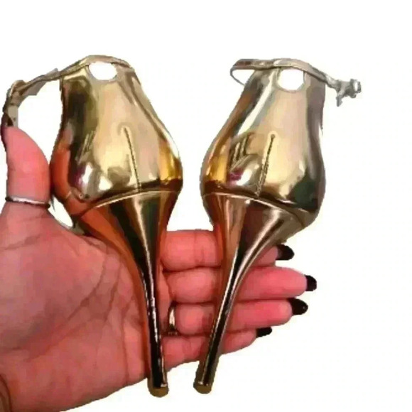 Stuart Weitzman Womens Metallic Rose Gold Famous Nudistcurve Ankle Strap Sandal8 - Picture 4 of 12